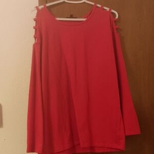 Chic Red Cold Shoulder Top L